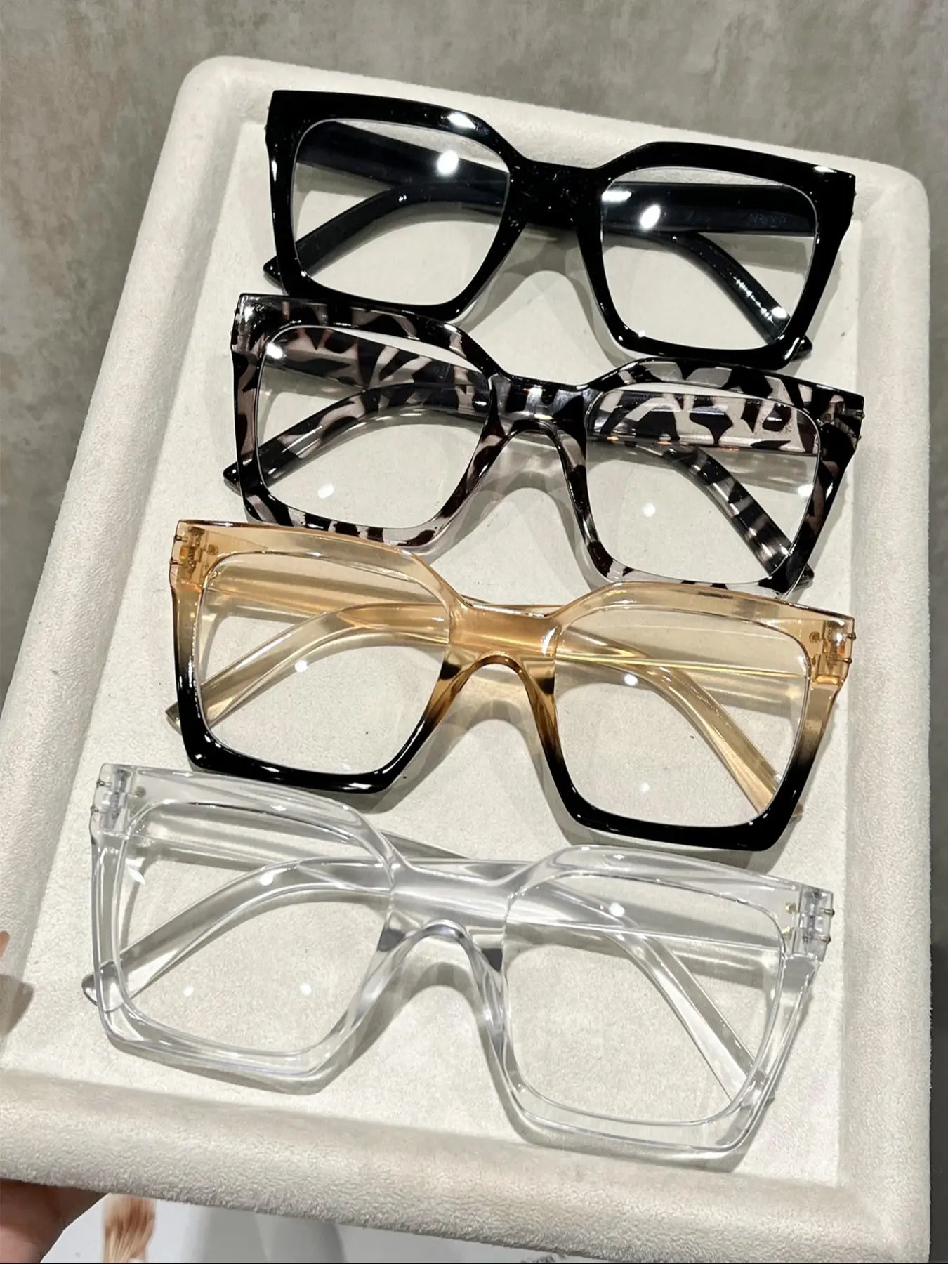 Unisex Leopard Pattern Eyeglasses - Trendy Casual Style