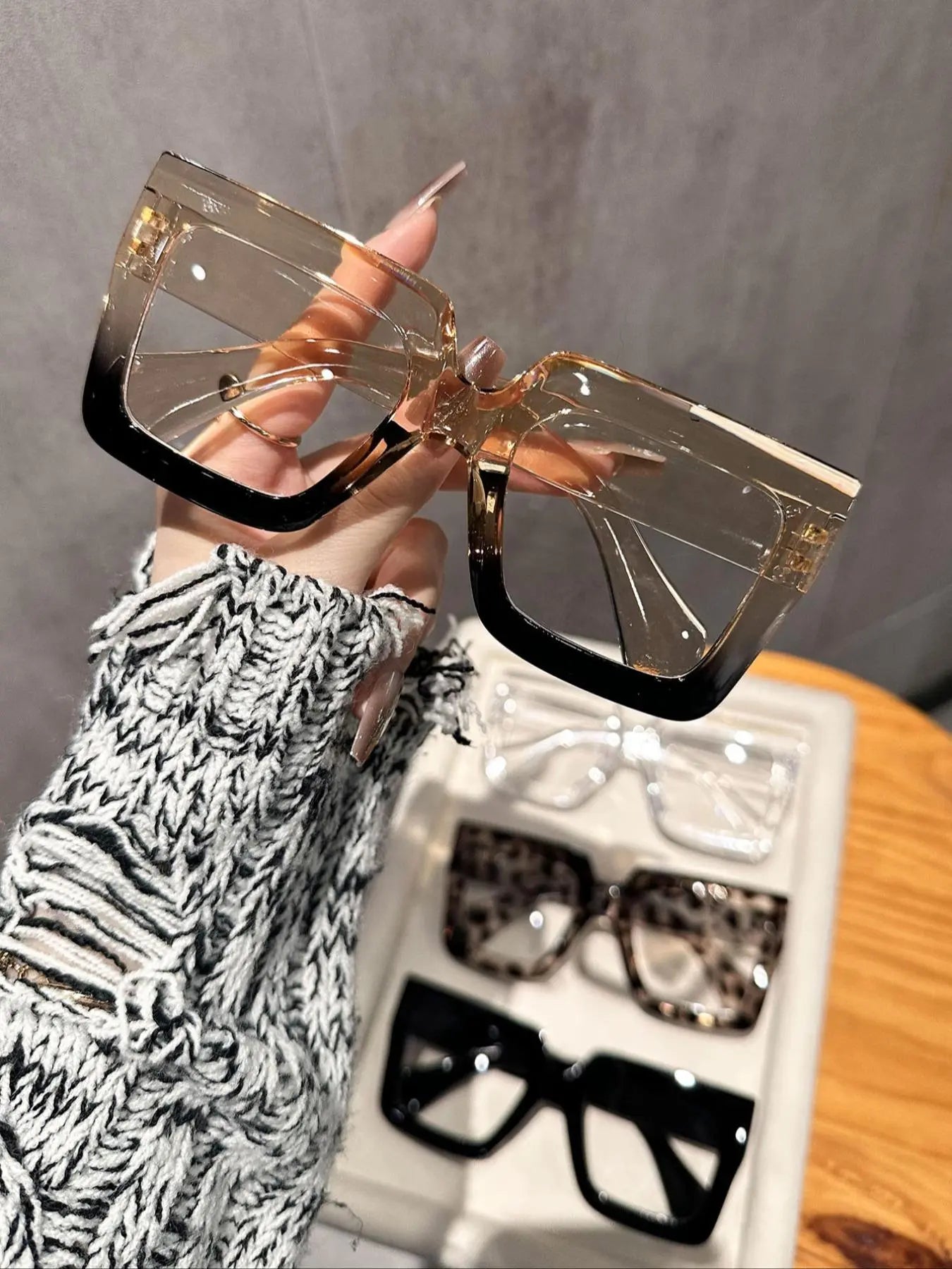 Unisex Leopard Pattern Eyeglasses - Trendy Casual Style