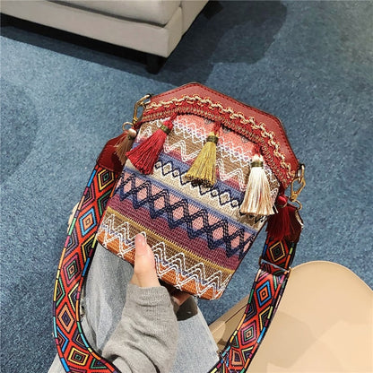 Handmade Native American Handbags🧵