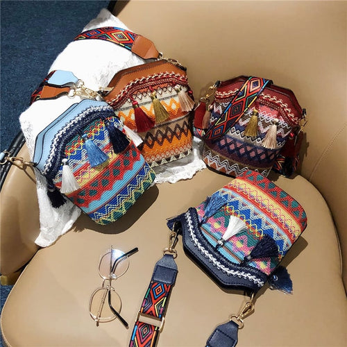 Handmade Native American Handbags🧵