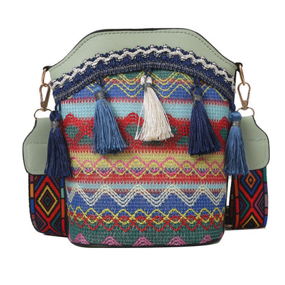 Handmade Native American Handbags🧵