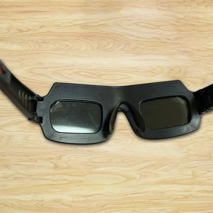 🛠️ Hot Deal ! – Solar Auto-Darkening Welding Goggles – Eye Protection with Smart Light Control