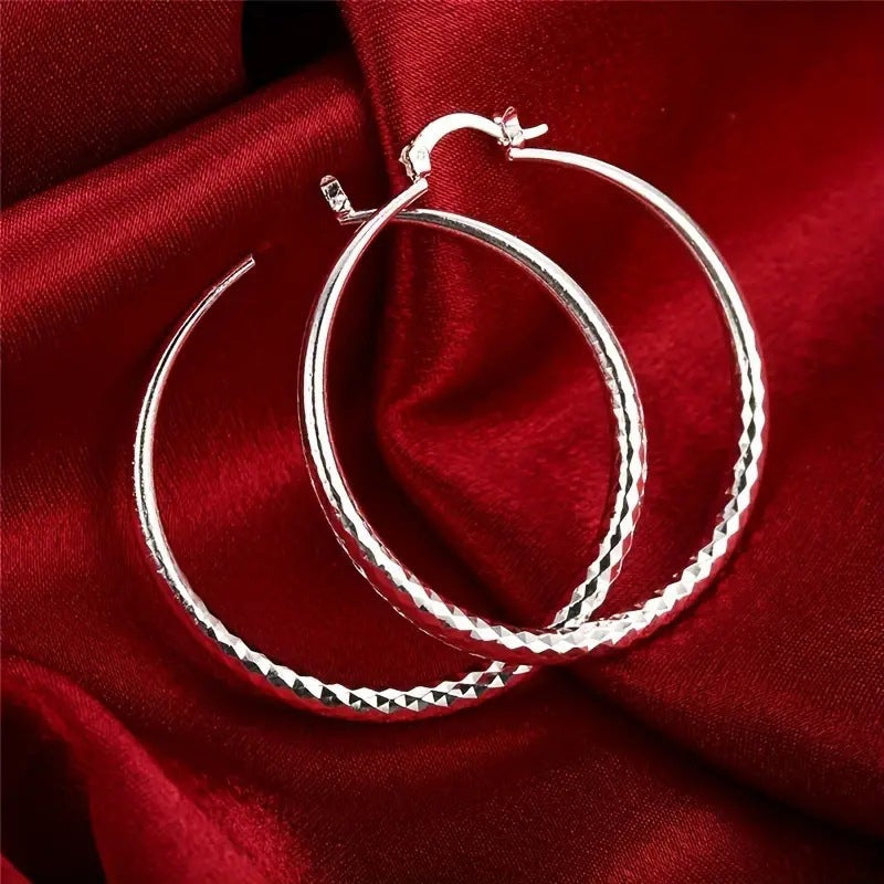 🎉 BUY 1 GET 1 FREE 🎁 Diamond-Cut Hoop Earrings for Women – Elegant, Sparkling 💎
