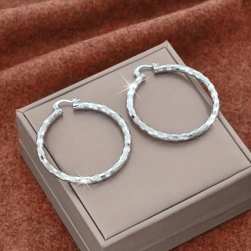 🎉 BUY 1 GET 1 FREE 🎁 Women's Minimalist Textured Hoop Earrings – Diamond-Cut, Snap Closure, Everyday Glow ✨